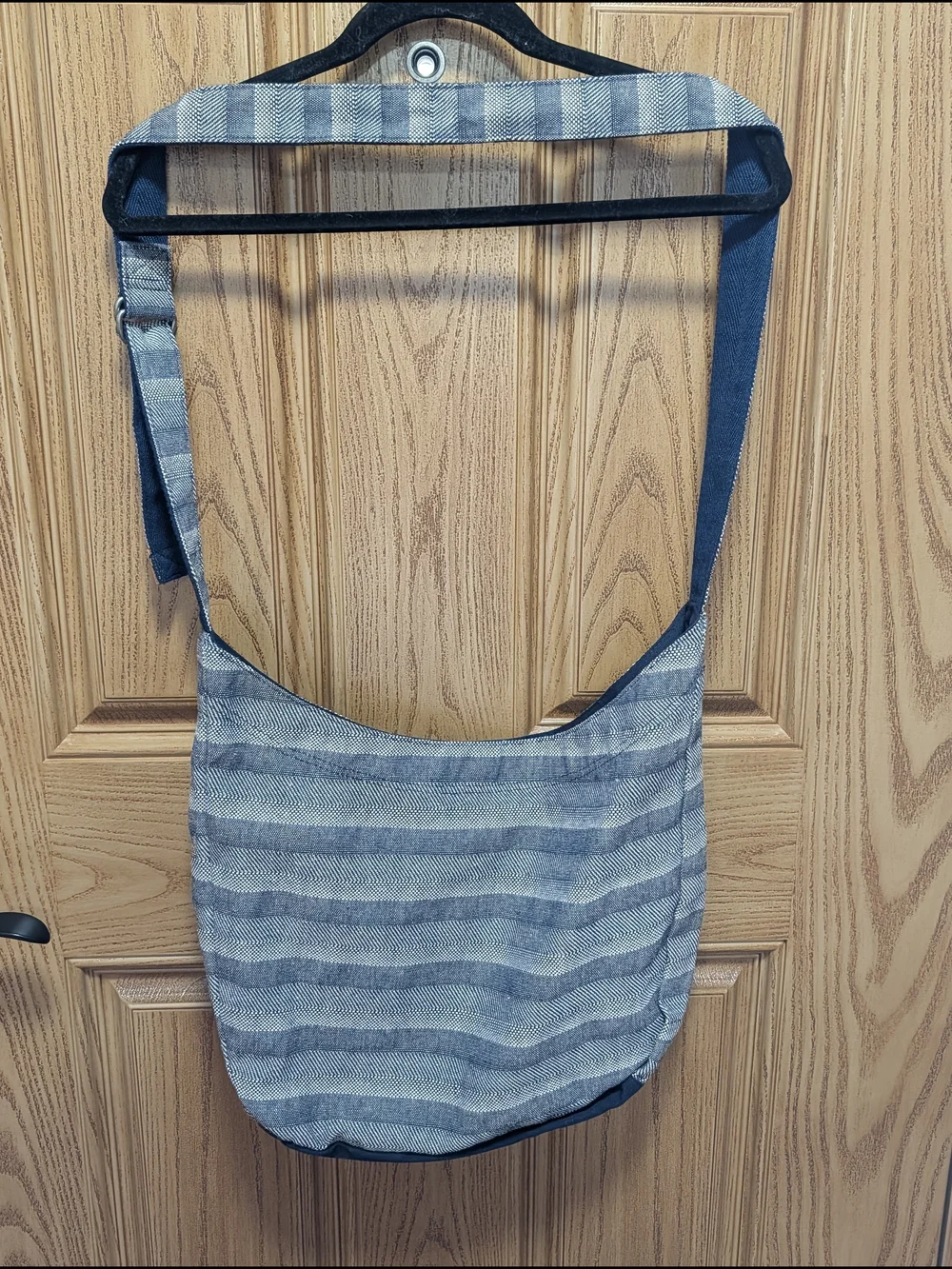thirty-one Gray Striped Canvas Messenger Bag